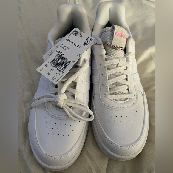👟 NIP WOMENS ADIDAS SIZE 6 - Picture 2 of 10